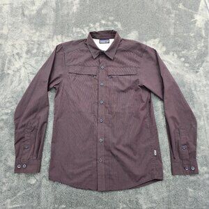 patagoinia shirt mens size XS button up casual pinstrip zip pockets long sleeve